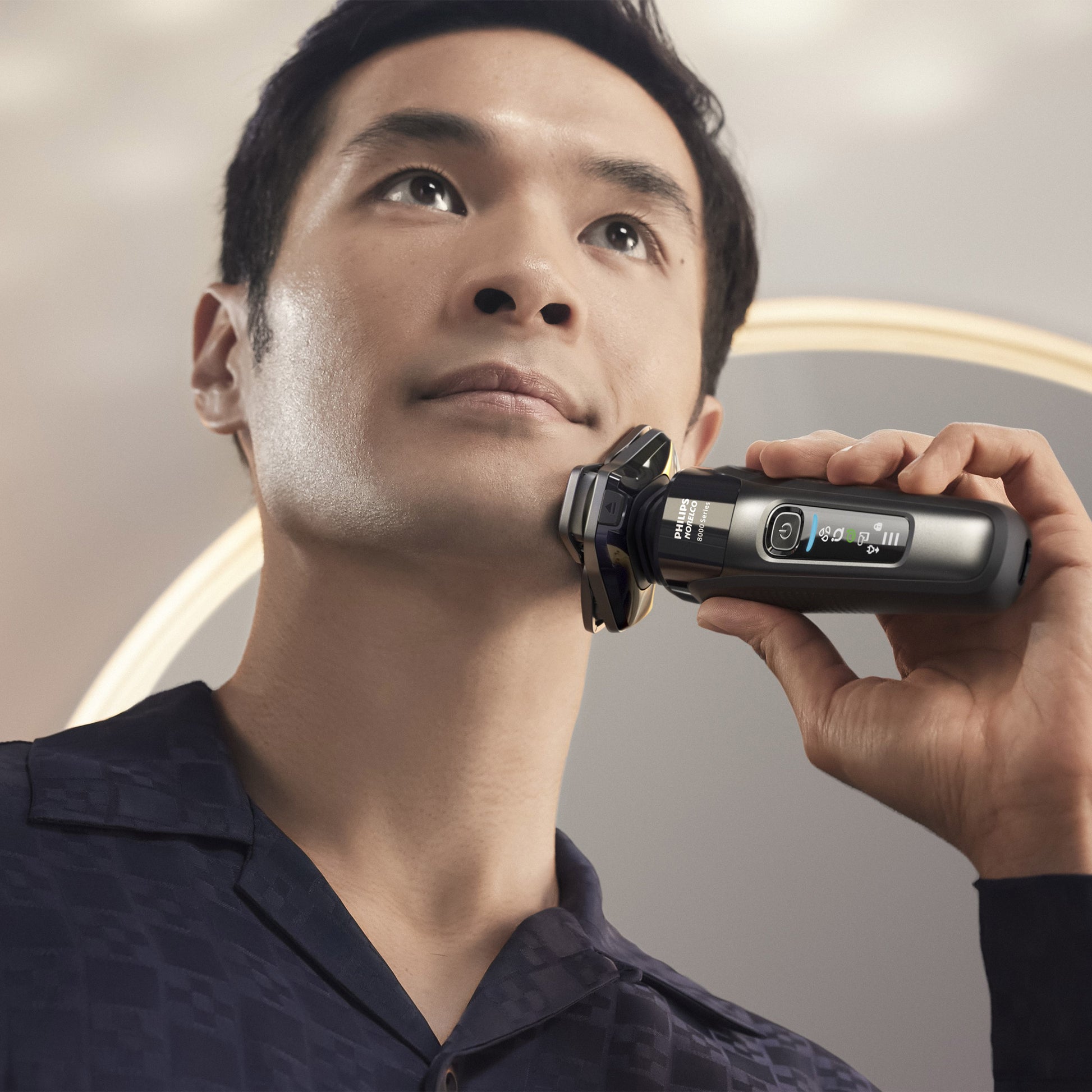 Philips Norelco Shaver 8000, Electric Shaver, Wet & Dry, with Senseiq