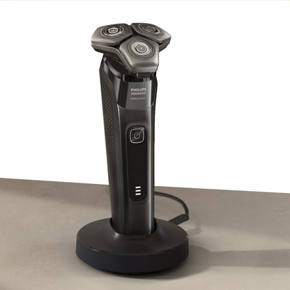 Philips Norelco Shaver 8000, Electric Shaver, Wet & Dry, with Senseiq