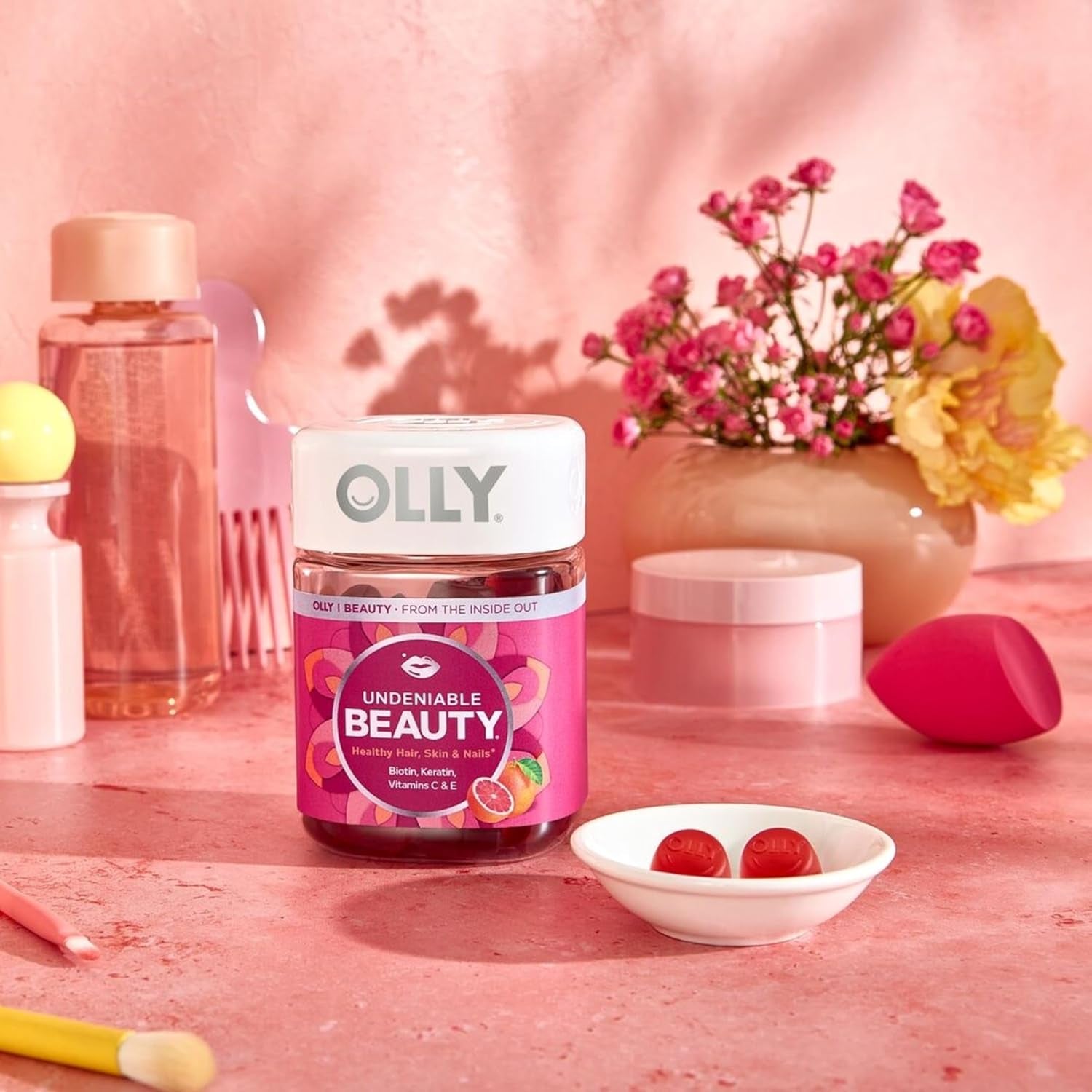 OLLY Undeniable Beauty Gummy, for Hair, Skin, Nails, Biotin, Vitamin C, Keratin, Chewable Supplement, Grapefruit, 30 Day Supply - 60 Count